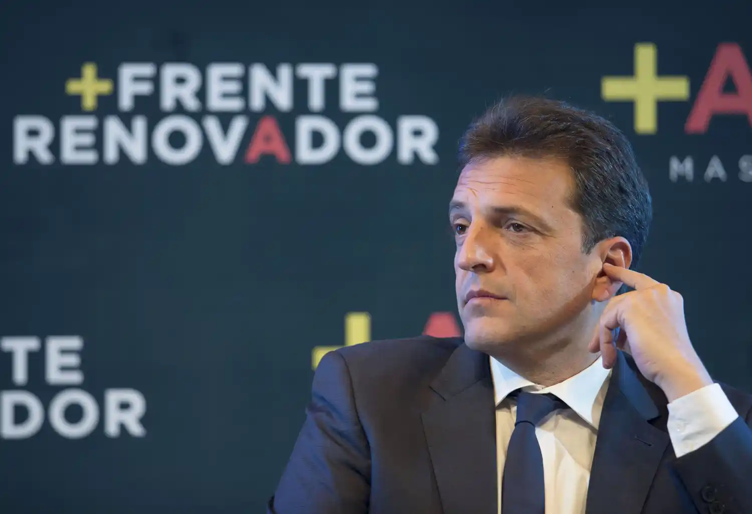 El massismo presentó un proyecto para limitar reelecciones de Intendentes bonaerenses