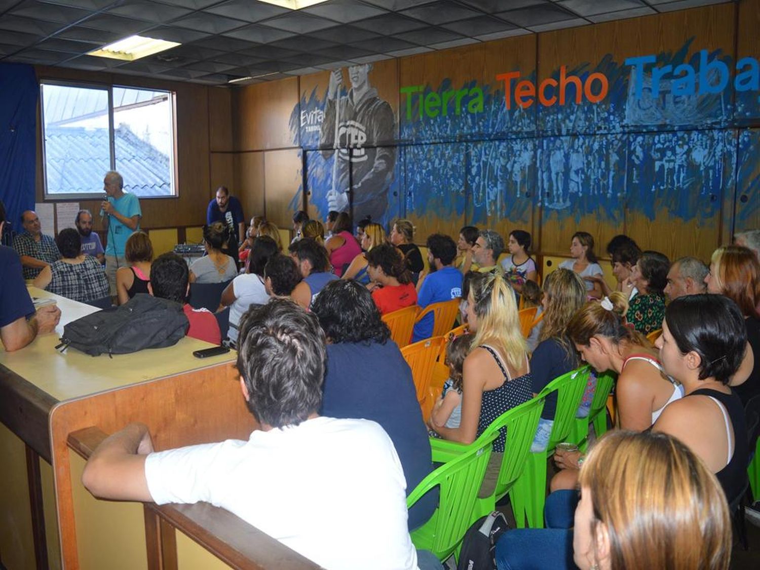 El Movimiento Evita generó un primer encuentro hacia la unidad del peronismo