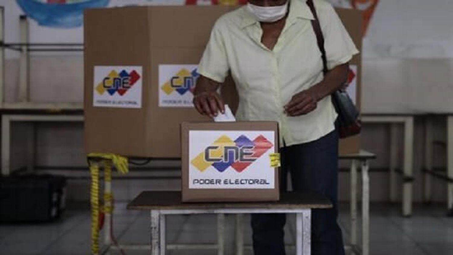 ¿La oposición debe participar en los comicios de noviembre? Esto dice la encuestadora Delphos