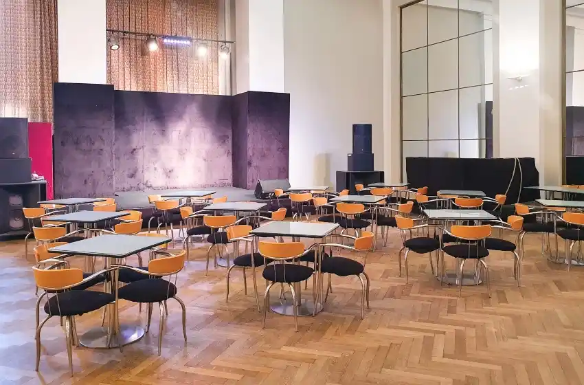 Poesía y rock en el café del Teatro Auditorium