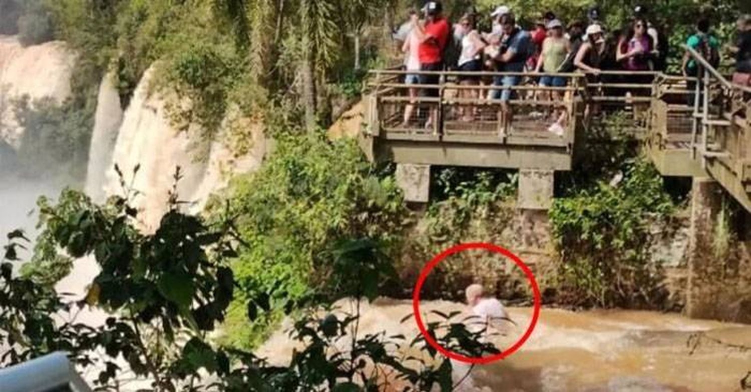 Hallaron en Foz de Iguazú el cuerpo del hombre que cayó a las Cataratas