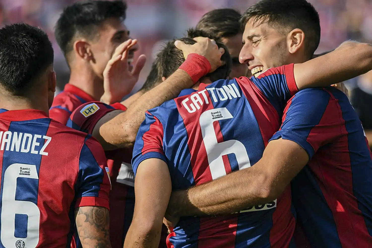 San Lorenzo festejó en Santa Fe.