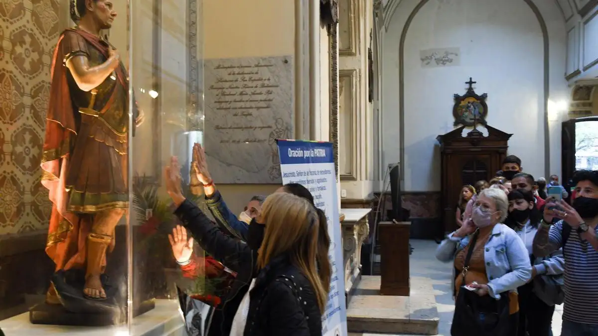 En Tandil solo se encuentra una imagen del santo y se encuentra en la Parroquia Nuestra Señora de Begoña