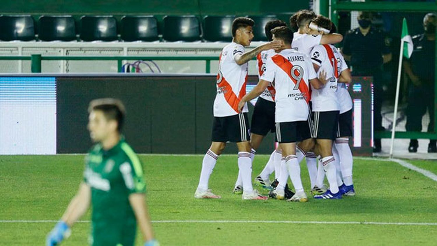 River con un equipo alternativo enfrenta hoy a Godoy Cruz