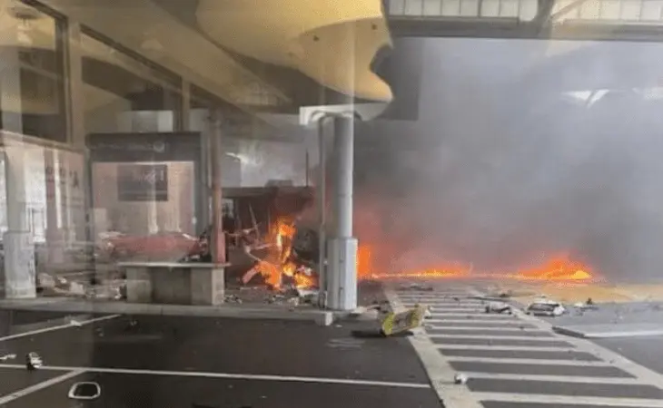 TRÁGICA explosión de vehículo cerca de cataratas del Niágara deja dos muertos  (+Video)