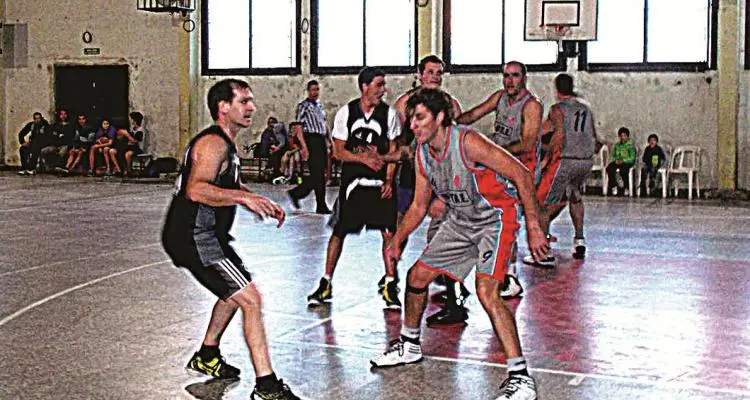 Mitre clasificó a las semifinales