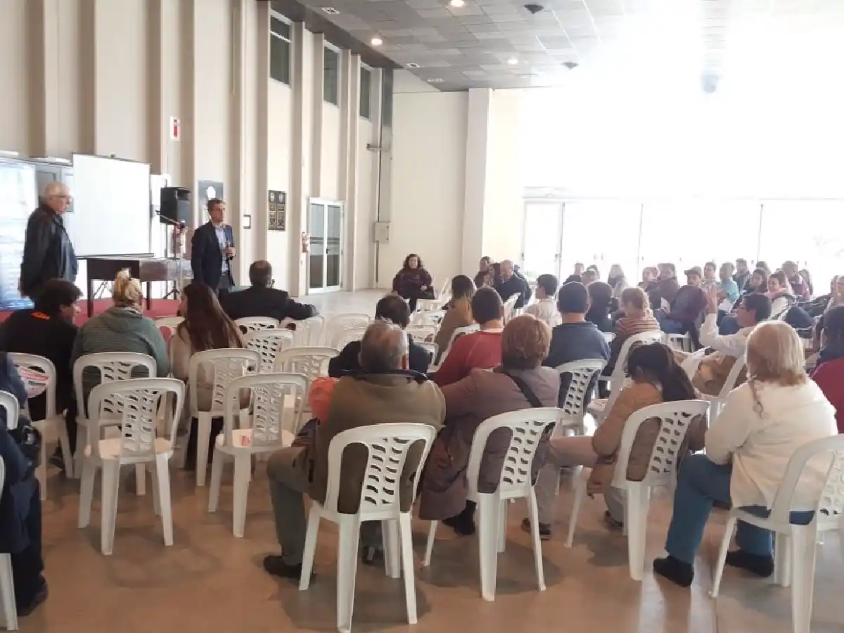 Ante la demanda laboral, anunciaron  créditos para emprendedores