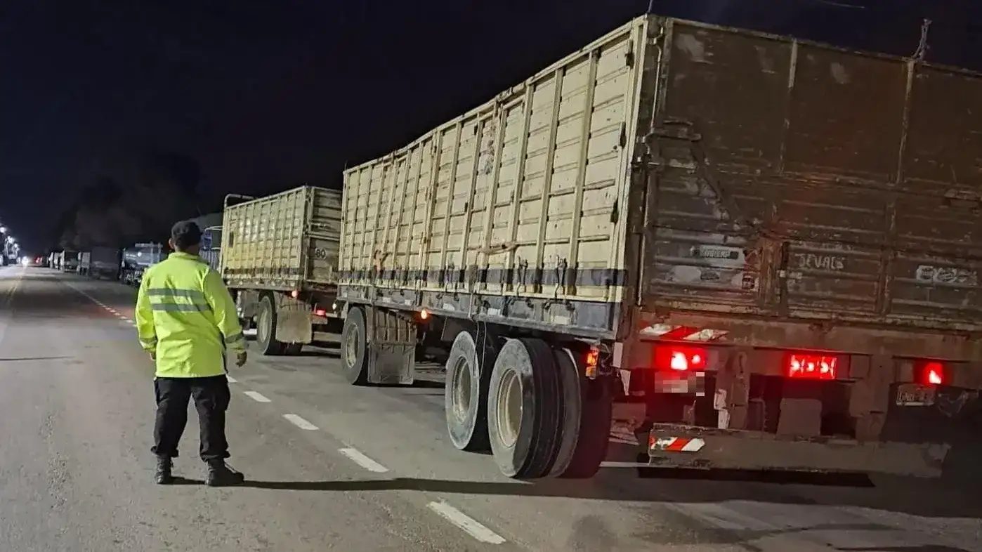 Dos camioneros dieron positivo en controles de alcoholemia en rutas santafesinas - 2