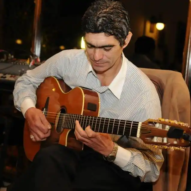 “Cuando el pichón crece” es el singular título que Jorge Padula Perkins ha elegido para su último tango