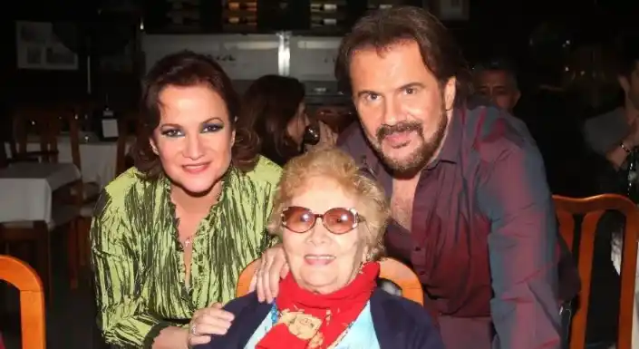 La mamá de los Pimpinela se encuentra grave