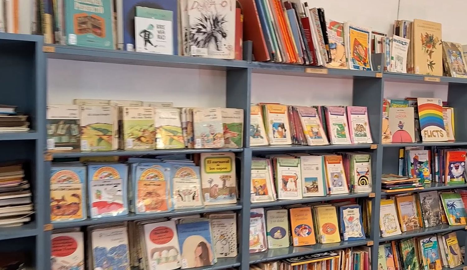 Un mundo de libros en la Sala Abierta de Lectura