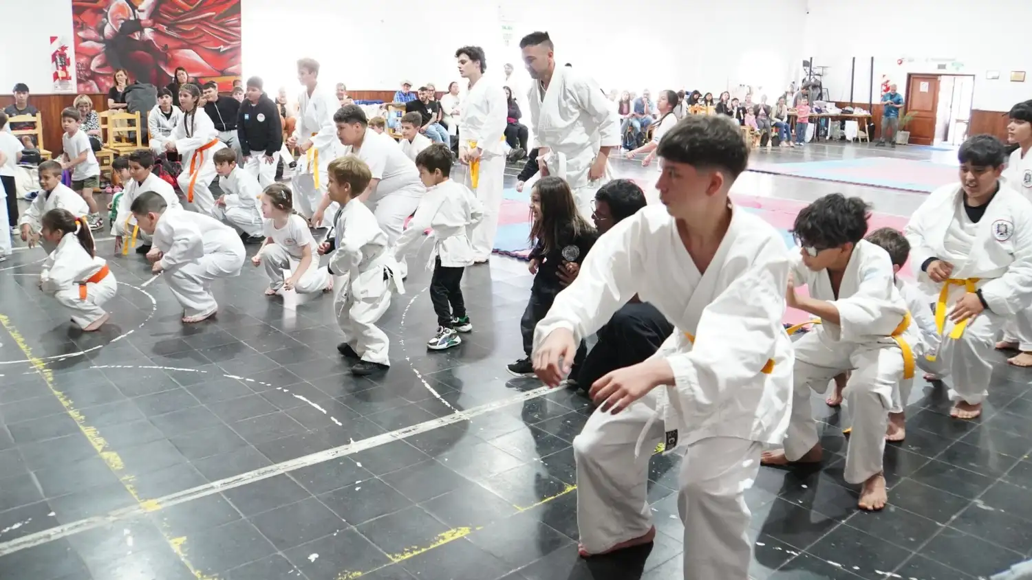 Hubo artes marciales en Cerro Leones.