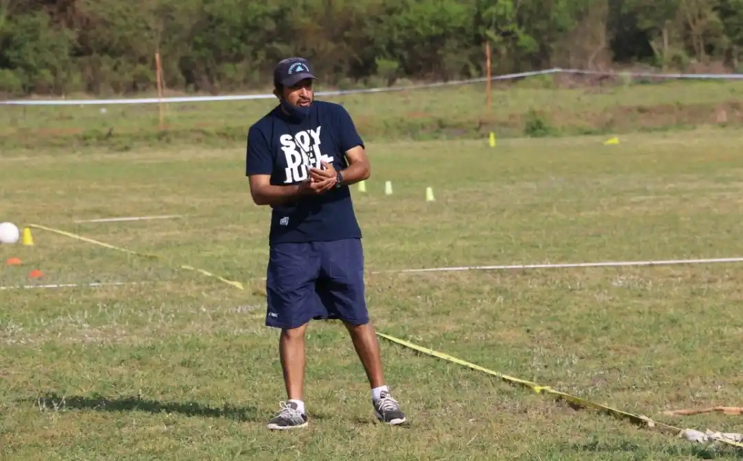 Norberto Acosta en su regreso a Juventud: "apostamos a llegar lo más alto posible"