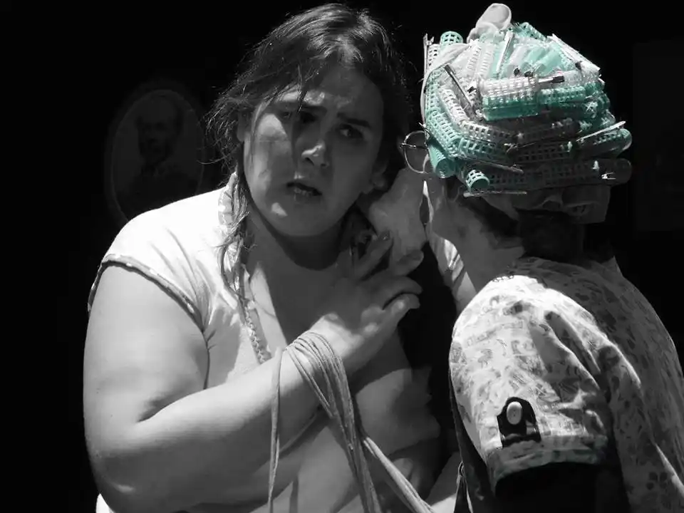 Obras de teatro independiente en diferentes espacios de arte