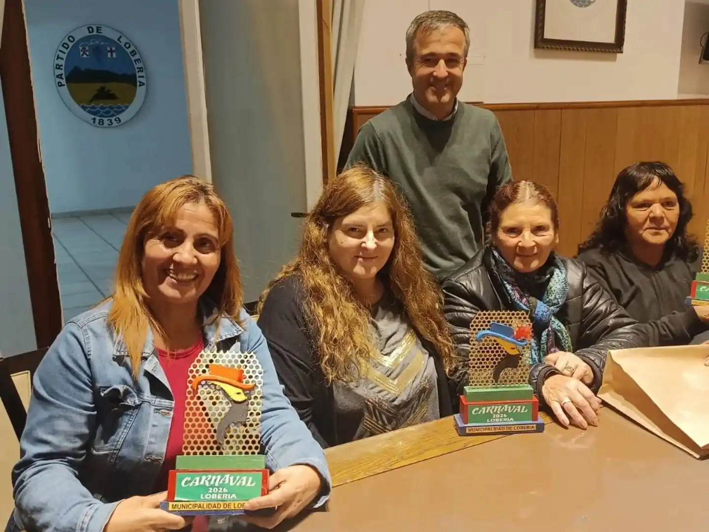 Reconocimiento. A las murgas tras su labor en el Carnaval 2026