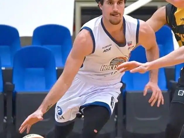 La Unión de Formosa fichó
al extranjero Tomas Nuno