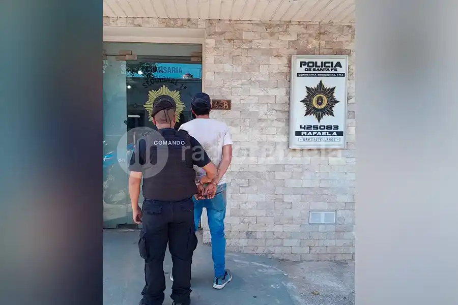 Entró a robar a una casa y una vecina lo pudo retener en su patio: fue detenido