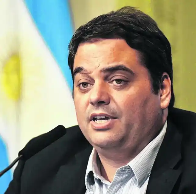 Triaca y sindicatos se cruzan por el proyecto de pasantías