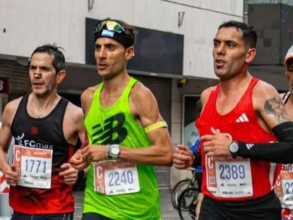 Federico Santibáñez, el necochense más destacado en los 42K de Buenos Aires