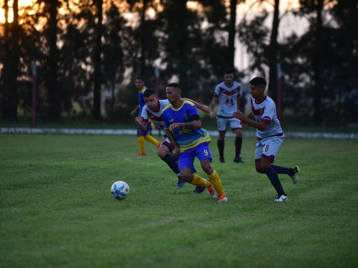 Las lluvias obligaron a postergar el choque por la primera fecha.