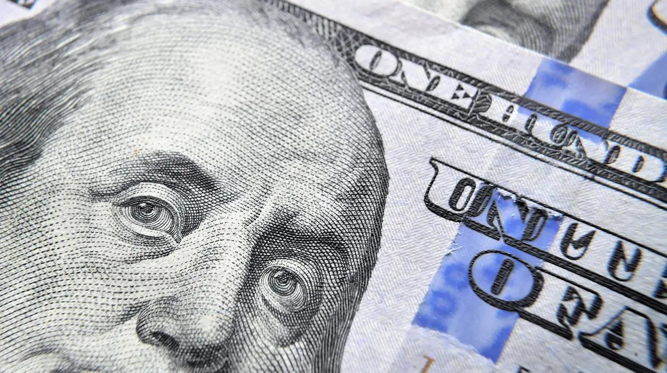 Bajó el dólar en Colombia