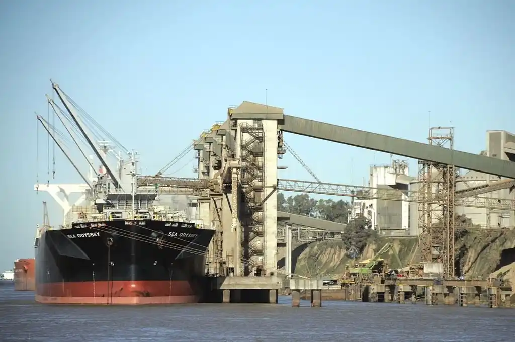 Continúan trabajando para que más empresas se sumen a exportar desde el Puerto de Santa Fe