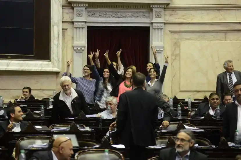 Aprobaron la Ley de paridad de género