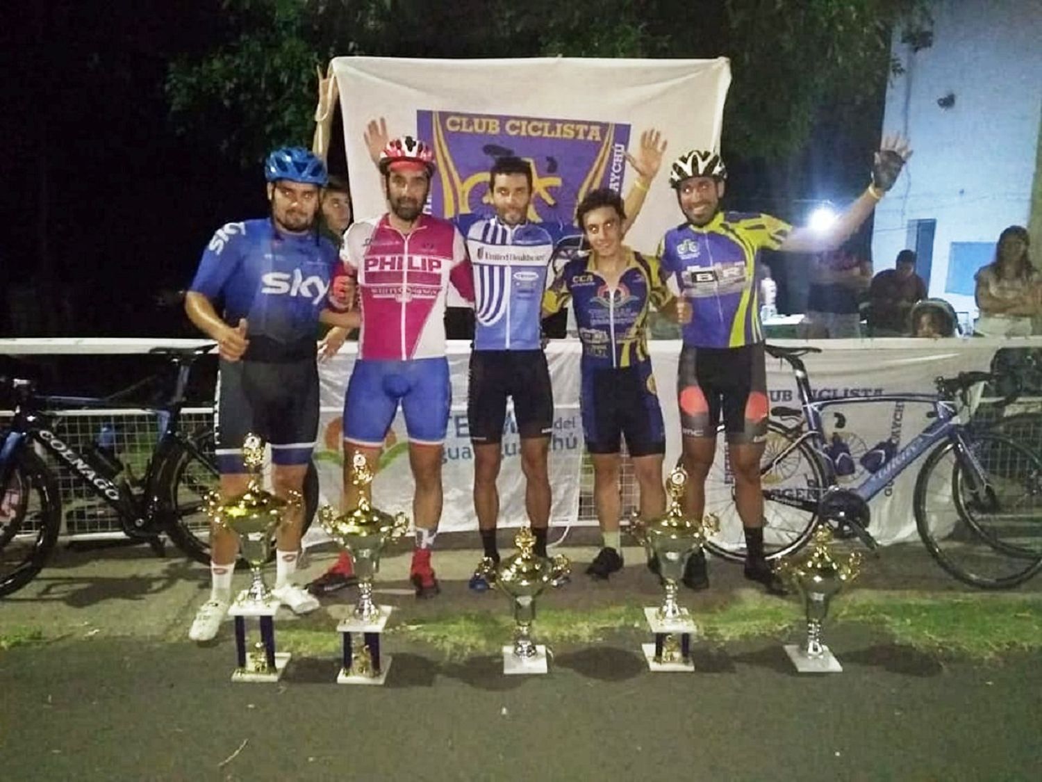 Ibarra y Viollaz ganaron la segunda fecha del Nocturno en el Velódromo