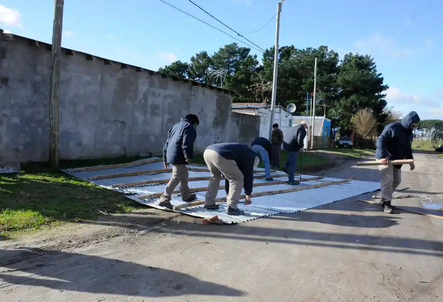 Ráfagas de hasta 90 kilómetros por hora ocasionaron disturbios en la ciudad