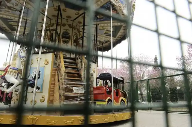 Robos y destrozos en un ataque vandálico en el Parque Sunchales