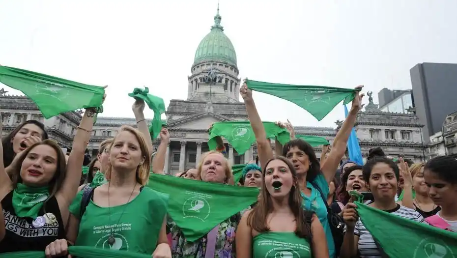 El proyecto del aborto ya causa cortocircuitos en el Senado