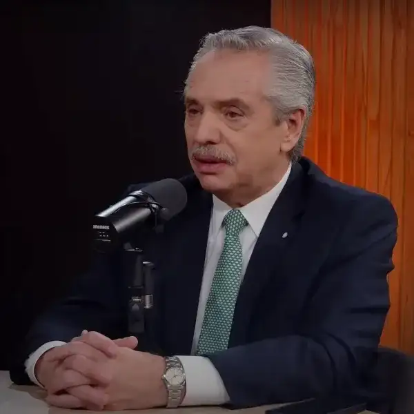 Alberto Fernández habló de la "fiesta de Olivos", Vacunatorio VIP, seguros, la interna kirchnerista y de Javier Milei