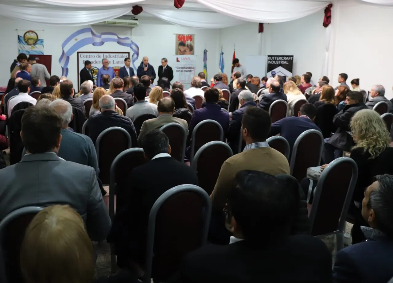 Grindetti y Tizado distinguieron a pymes de Lanús 