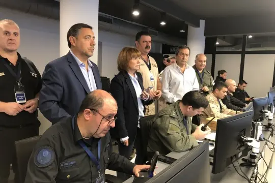 Bullrich reiteró la decisión de «garantizar que todos puedan llegar a sus trabajos»
