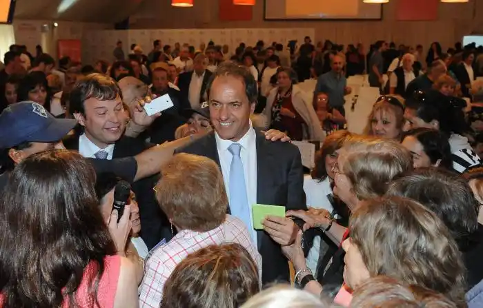 Scioli anunció aumento de 70 por ciento en jubilación mínima