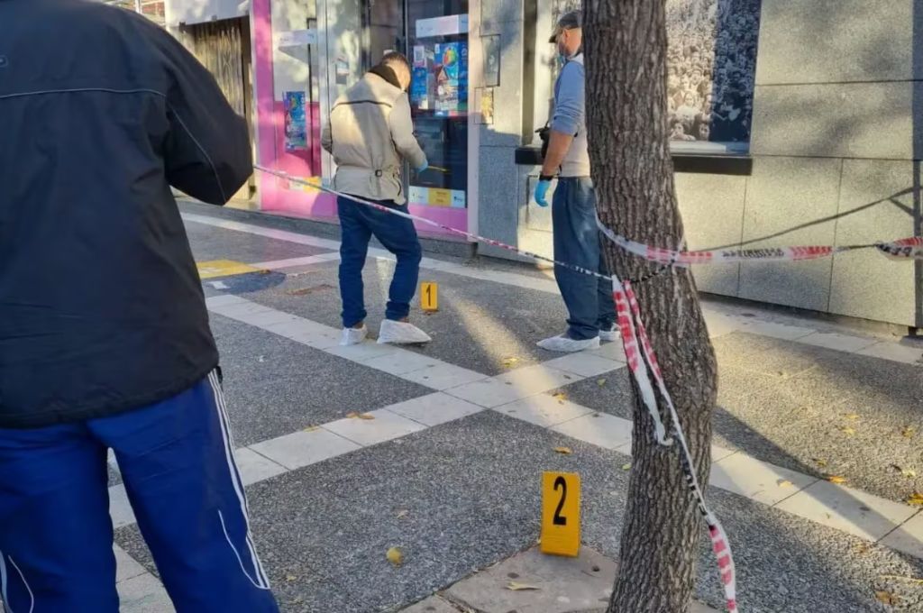 Investigan la muerte de un malabarista