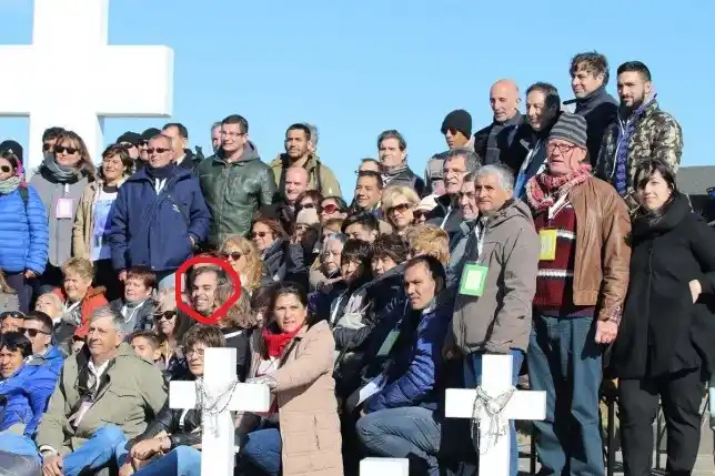 Malvinas: Dejaron fuera a un padre de Dolores para que viaje un "colado" de Cambiemos