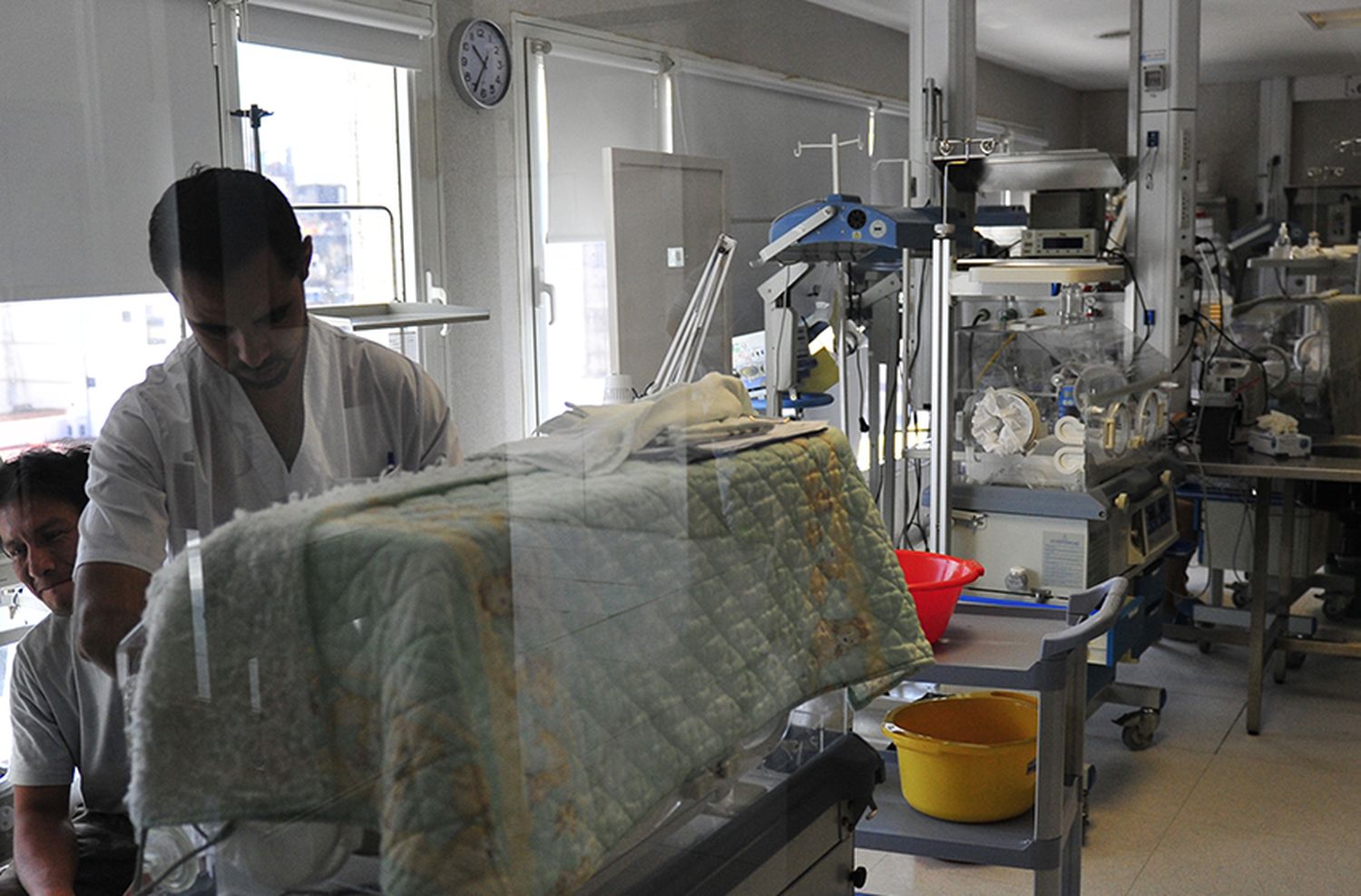 Médicos residentes: guardias maratónicas y bajos salarios
