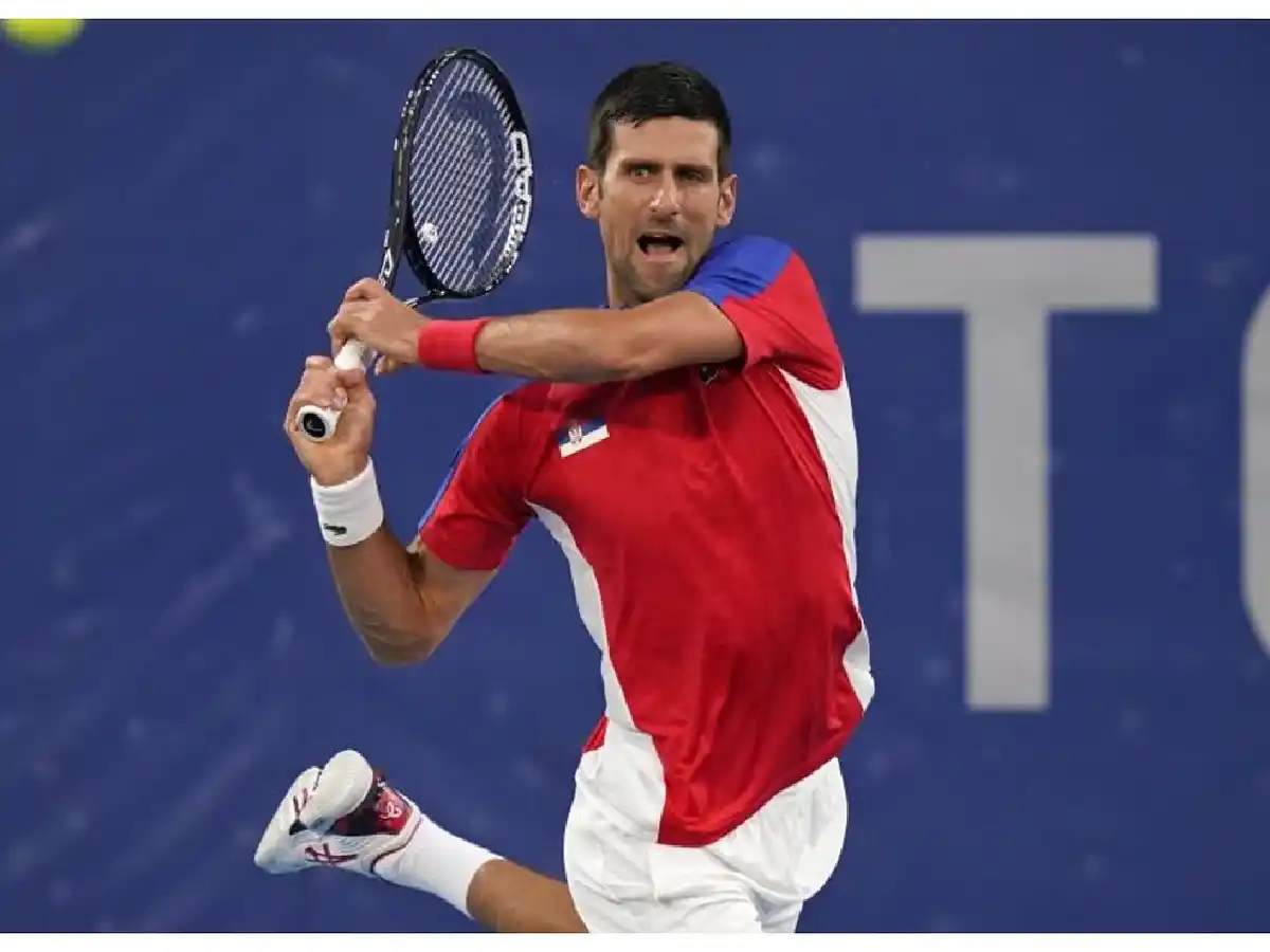  Djokovic avanza a semifinales  