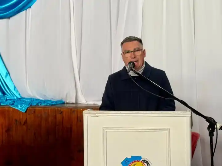 Horacio Depetris, intendente de S. M. Laspiur.