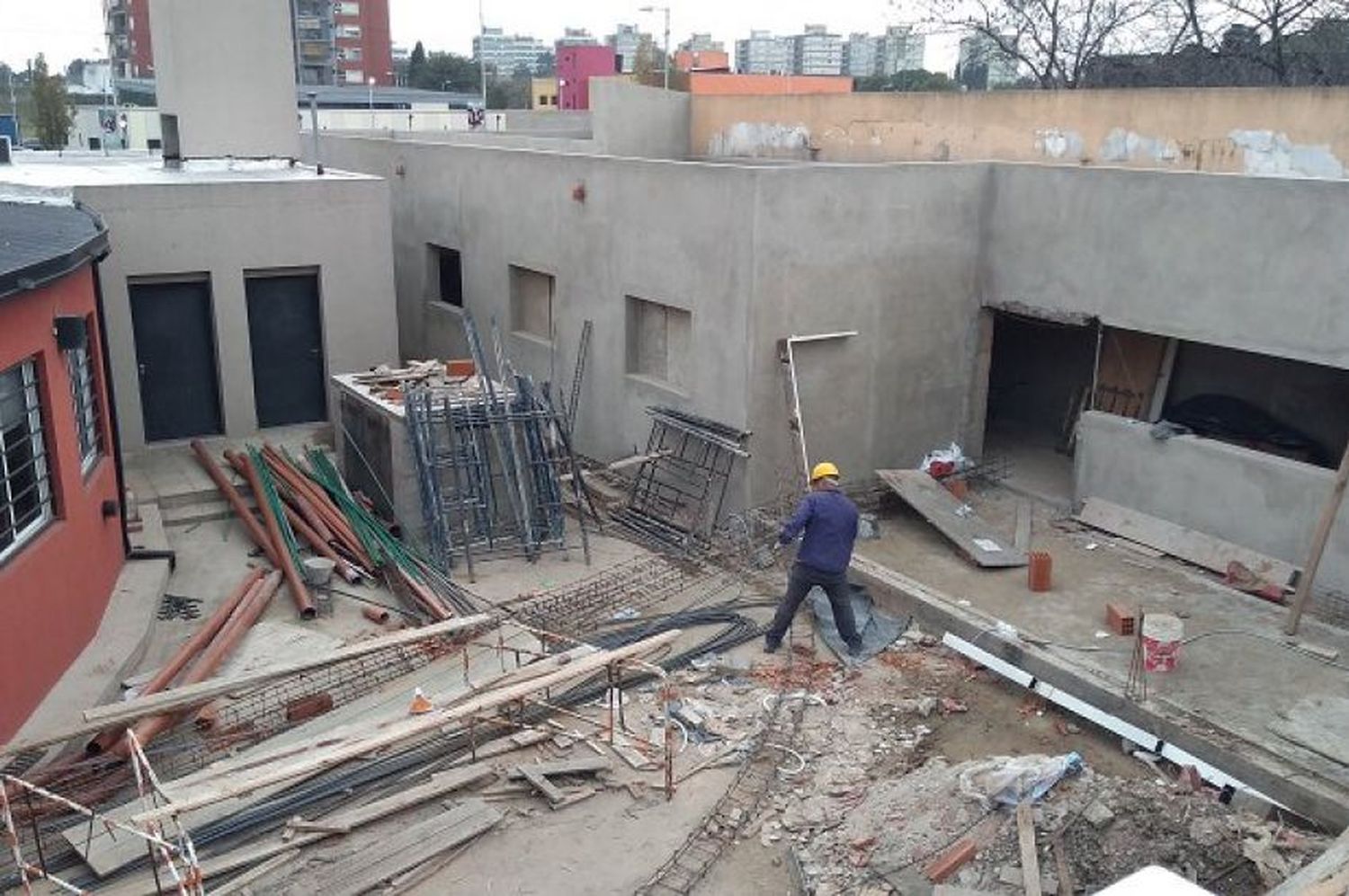 Avellaneda: Avanzan las obras del primer hospital veterinario