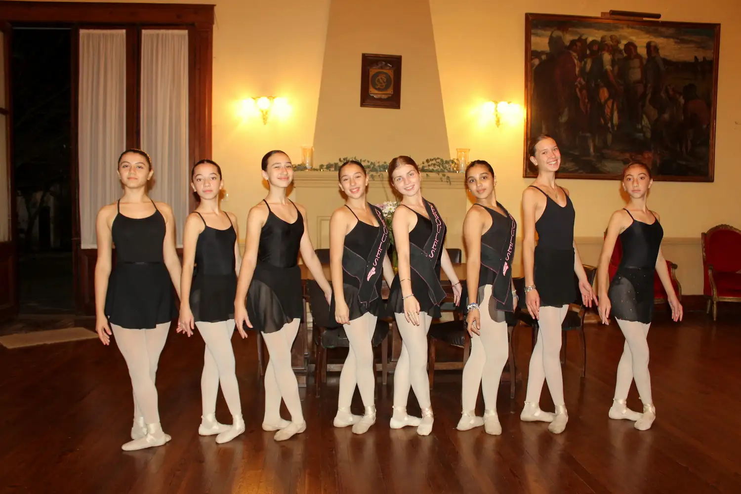 Escuela Deboules prepara alumnas para participar a nivel internacional