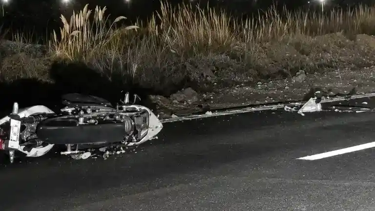 Tragedia en la Ruta 158: murió un motociclista de 60 años tras chocar con un perro y ser embestido por una camioneta
