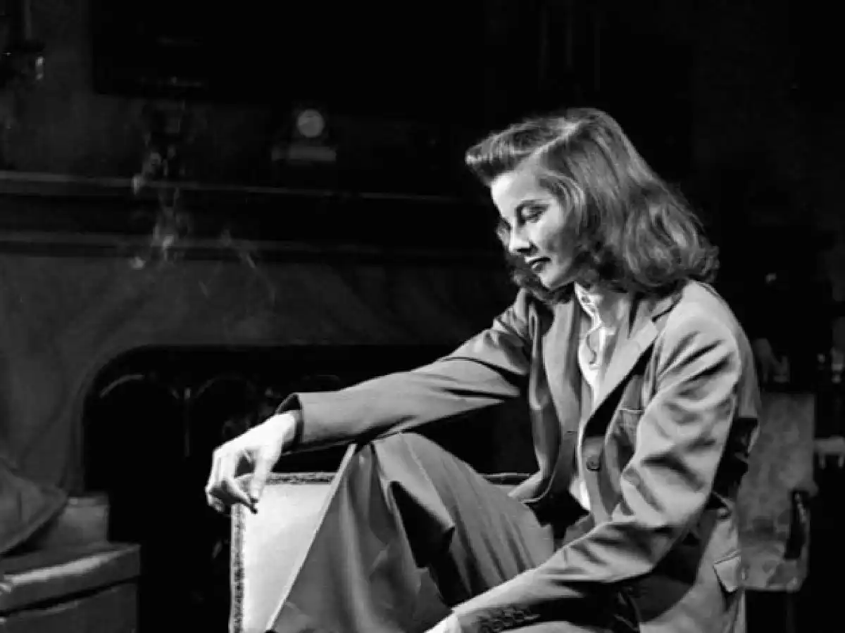 De la minifalda al smoking femenino: 8 hitos de la moda que fueron una revelación feminista