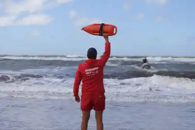 Mar del Plata cerró una paritaria favorable para los guardavidas de cara al verano 2026