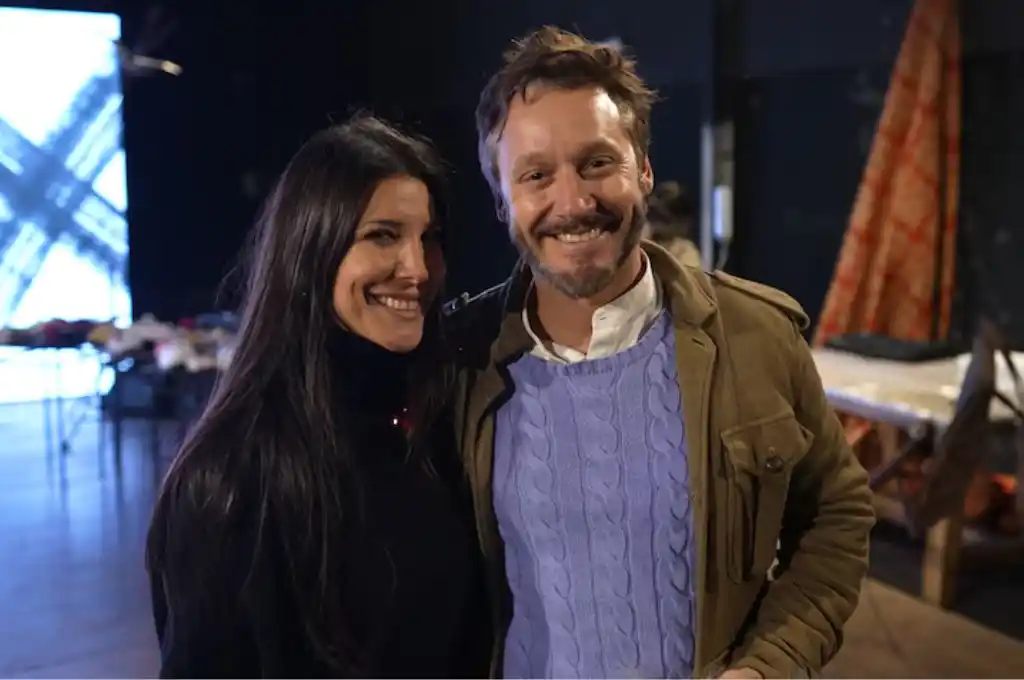 Andrea Rincón junto a su primer invitado, Benjamín Vicuña