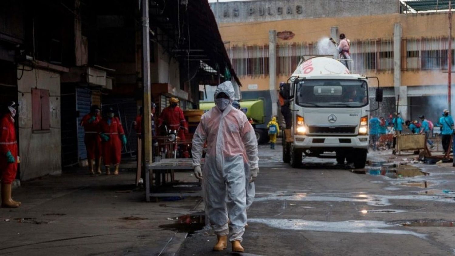 ¡CRUELDAD! A los pacientes en el Zulia los atienden en el piso