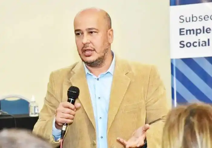 �SEn dos años en ENOHSA, Cresto generó más trabajo y obras para Entre Ríos que Frigerio en toda su carrera política⬝