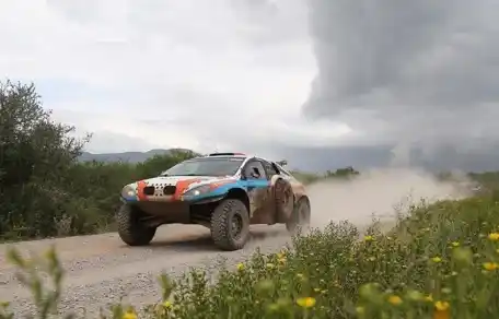 Dakar: Un piloto atropelló y mató a un hombre en Bolivia