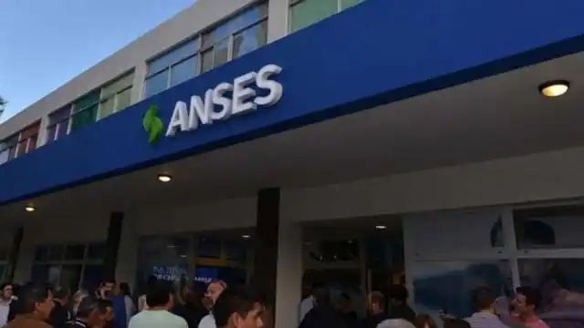 ANSeS: el Gobierno toma otros 10 mil millones de pesos para financiarse
